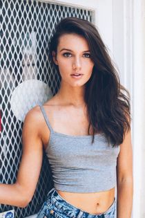 Aria Alexander, Photo